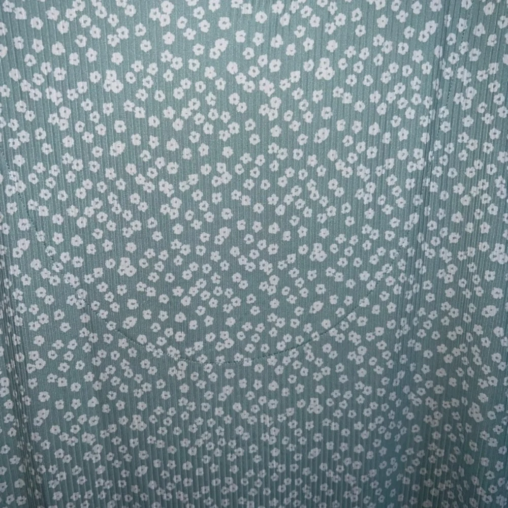 Laura Ashley Henley ribbed nightgown in a sage green floral print size 2X NWT
